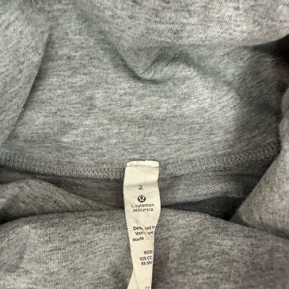 Lululemon Run Rest Day Pullover Sweater Jacket Gray size 2 - Picture 3 of 11